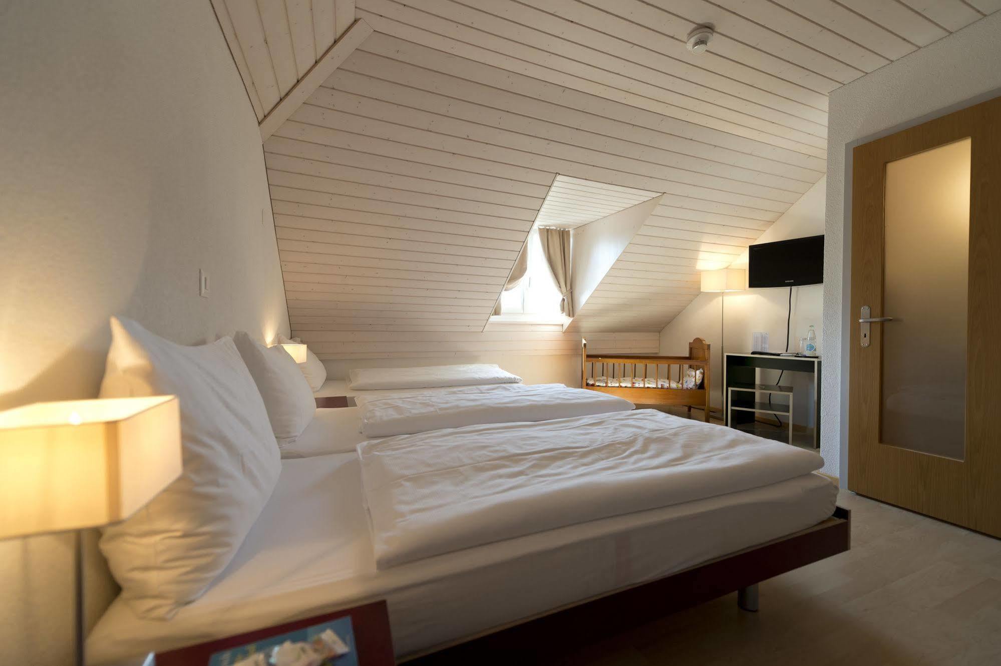 Baeren Self Check-In Hotel Solothurn Exterior photo
